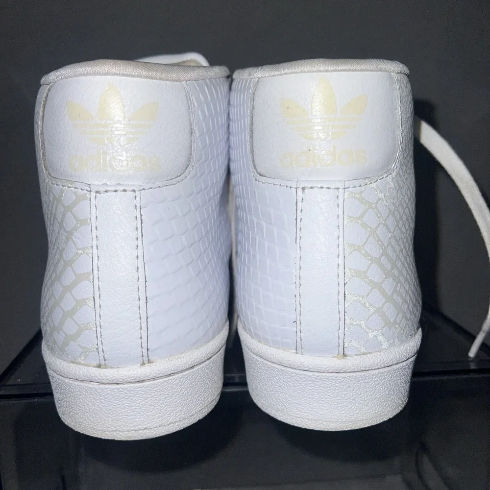 adidas Originals Pro Model Sneakers Men's 8½ Reflective Snake Skin Shoes D69287